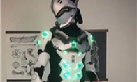 Player self -made Overwatch Pioneer Yuan's armor comes with fluorescence restores explosion table