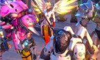 Female players are questioned "Overwatch" cheating live broadcast live broadcast to prove the innocence
