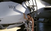 In the "Independence Day 2" movie, who is the most similar to the Sino -US Russian fighter?