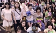 Japan Microsoft's Xbox Girls' Party Beautiful Sister Paper played on the spot