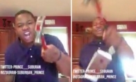 The Internet celebrity man sent the iPhone to his girlfriend and found a derailed face to smash the phone with a hammer