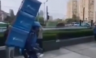 真·《死亡搁浅》 最新科技外卖外骨骼出现了