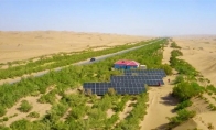 我國首條零碳沙漠公路生產綠電突破500萬度 治沙環保兩不誤