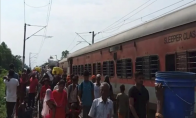 Indian passenger accidentally pulled the brake chain and was hit by multiple people jumping into the train, killing at l