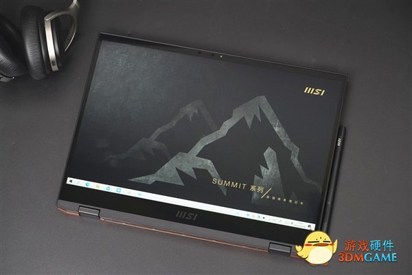 微星Summit E13 Flip Evo笔记本图赏：360度翻转屏