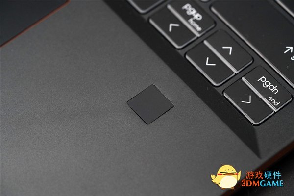 微星Summit E13 Flip Evo笔记本图赏：360度翻转屏