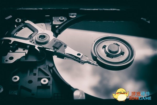 希捷加速量产20TB硬盘：未来直奔100TB