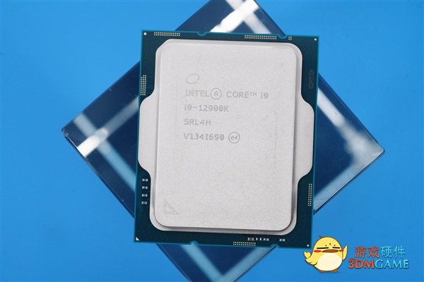 终于迎来新一代旗舰U！Intel i9-12900K处理器开箱图赏
