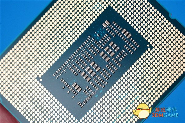 终于迎来新一代旗舰U！Intel i9-12900K处理器开箱图赏