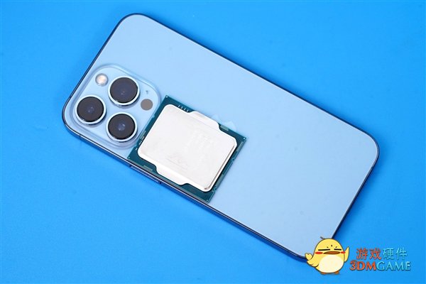 终于迎来新一代旗舰U！Intel i9-12900K处理器开箱图赏