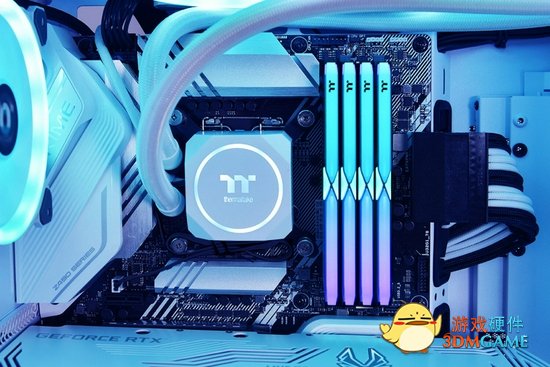 Tt推出TOUGHRAM XG RGB白色DDR4内存：最高4600 MHz
