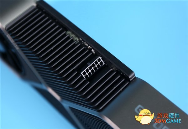 PCIe 5.0显卡成超级电老虎：16针或三8针转接 冲上600W