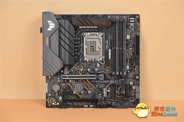 Intel官方泄露13代酷睿700系主板：只有PCIe、USB变了