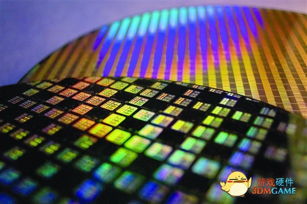 清华大学开发出0.34nm晶体管：这可能是摩尔定律最后一个节点
