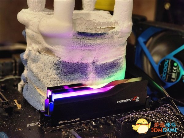 Intel i9-12900KS超频世界纪录：八核全开 冲上7.8GHz