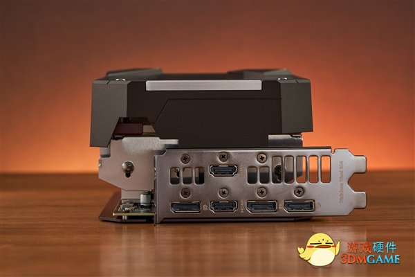 疯狂四插槽！华硕/猫头鹰联名RTX 3080曝光