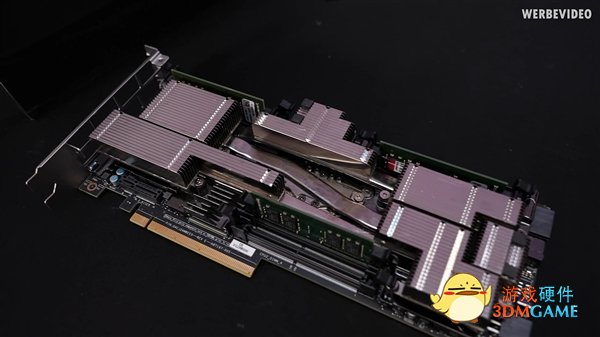 Intel VCA2视频卡拆解：三颗至强、六条内存排排坐