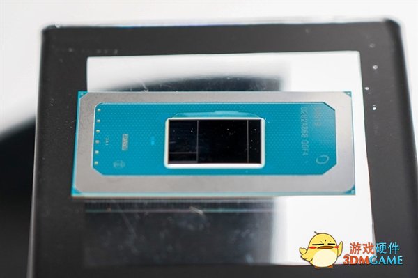 Intel 14代酷睿内核照首曝：2大8小10核心、三种工艺合体