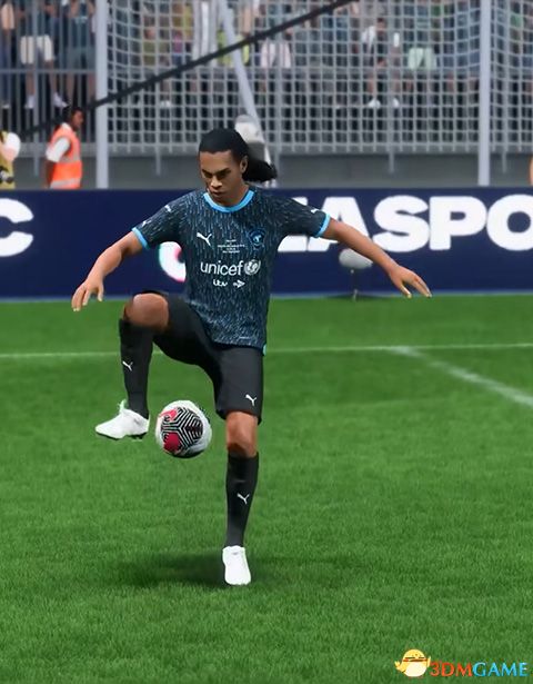 《EA SPORTS FC 24》全花式动作操作指南 实用花式动作按键教学