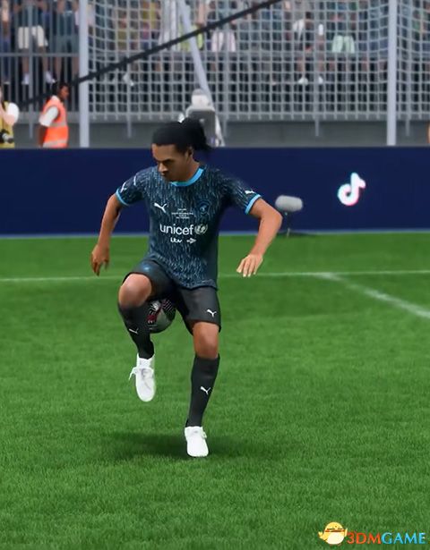 《EA SPORTS FC 24》全花式动作操作指南 实用花式动作按键教学