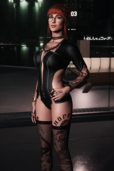 《赛博朋克2077》皮革紧身衣外观MOD