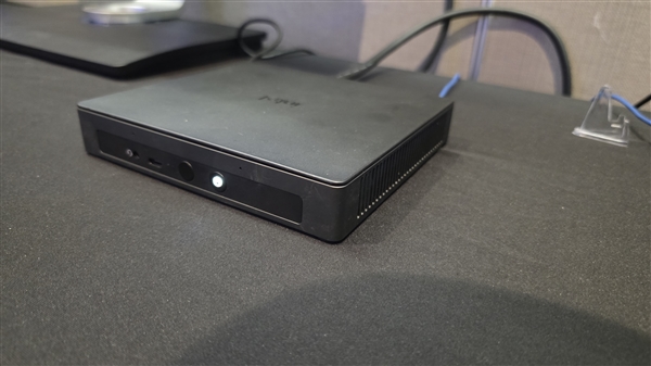 Intel下代處理器Panther Lake首次公開運行：明年大規(guī)模上市