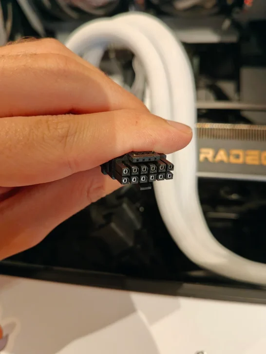 AMD RX 9070 XT״γ16ӿۣٷ