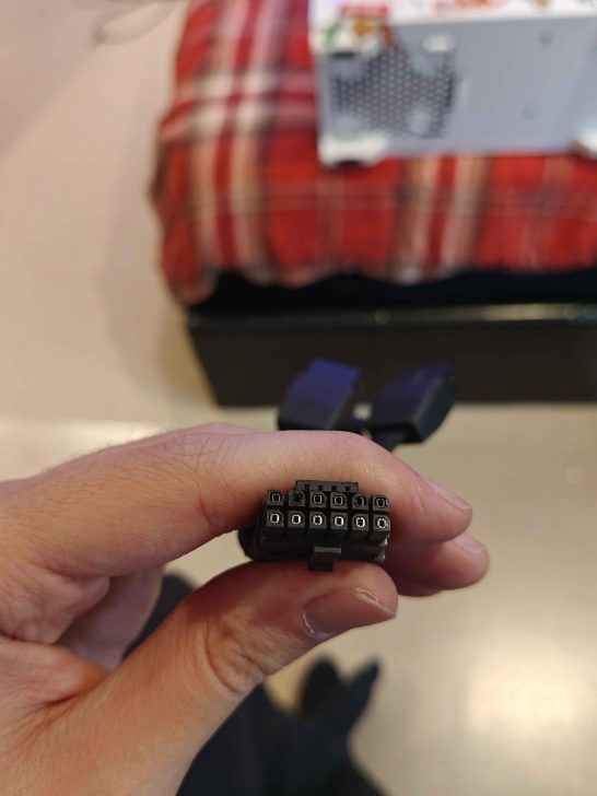 AMD RX 9070 XT״γ16ӿۣٷ