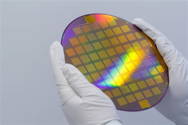 ձ2nmܶȾȻ̨N2ԶIntel 18A