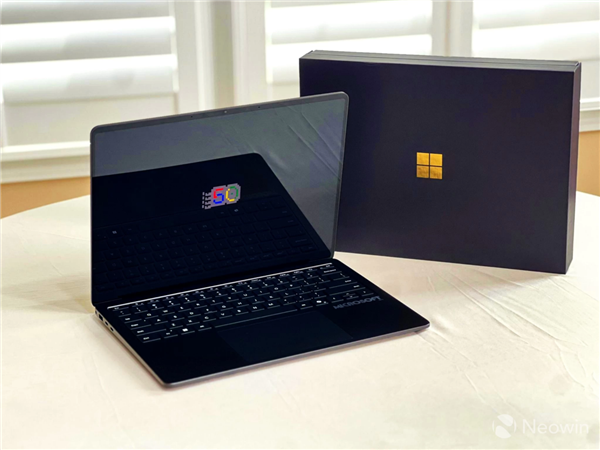 ΢߹ͣ⿪Surface Laptop 50