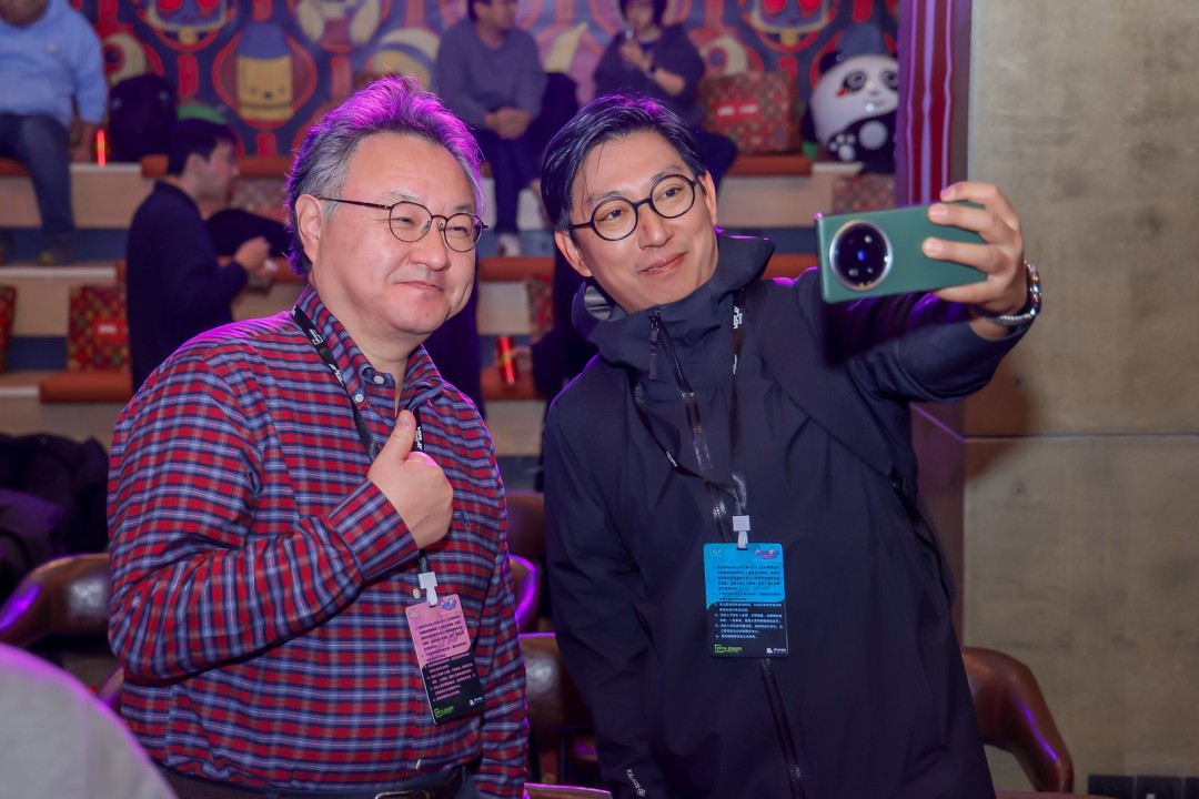 оЯDevolver Digital̽йϷʻ֮·