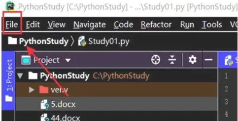 pycharm怎么创建表格