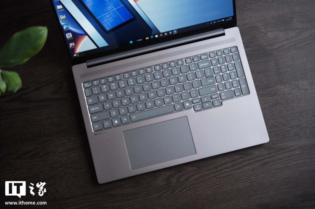 酷睿 Ultra X9 处理器 388H 体验：电竞级核显，续航超持久