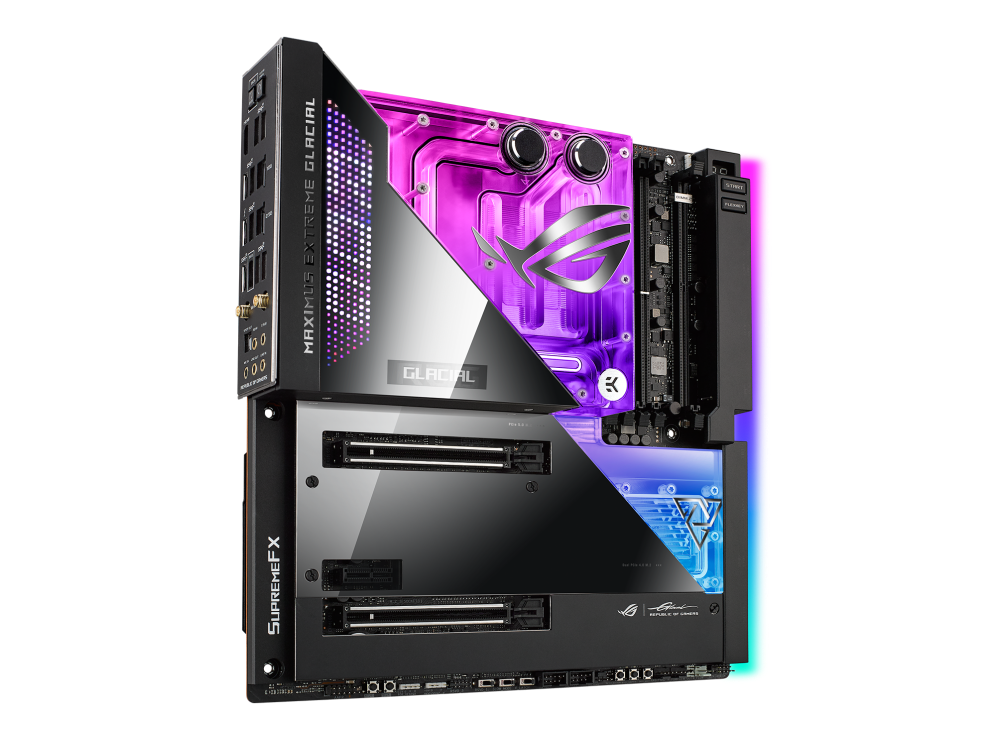 新王当立 华硕Z690主板6出天际