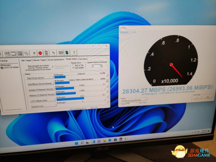 英特尔测试三星 PM1743 PCIe 5.0 SSD，组成阵列速度达 28.3 GB/s