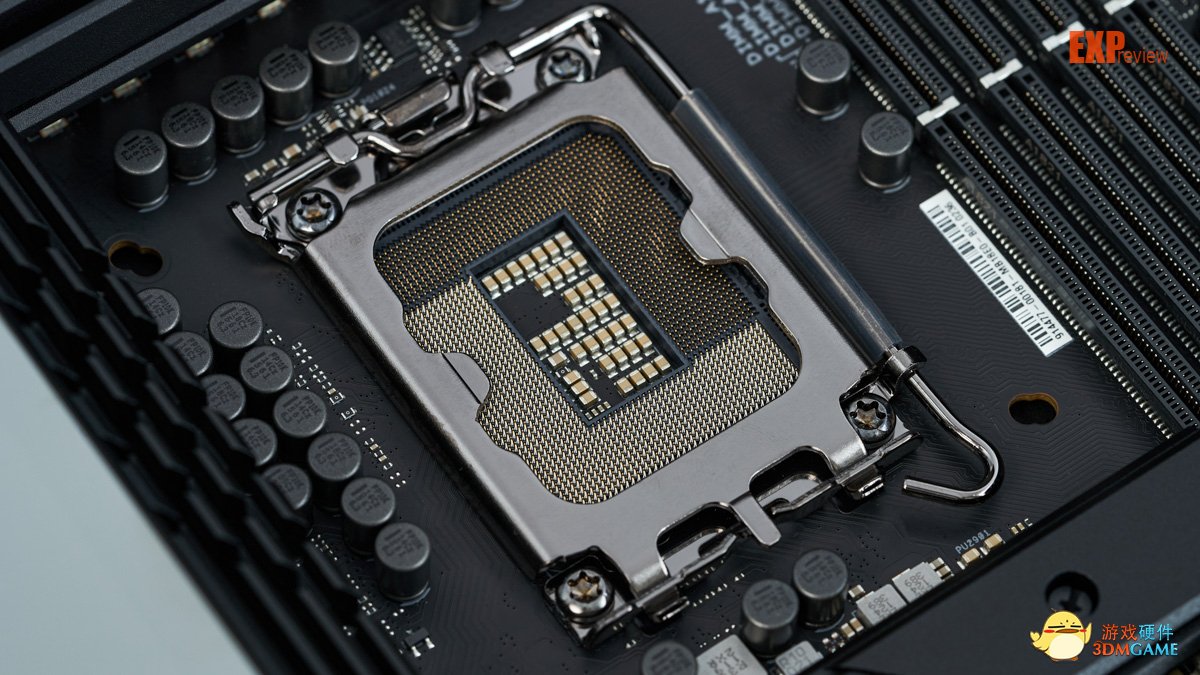 LGA 1700插座压力过大致CPU弯曲， 小改进可让CPU温度下降5℃