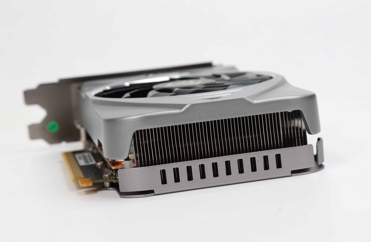 评测 | 不可轻视的小巨人，影驰RTX 3050金属大师Mini入门光追新首选