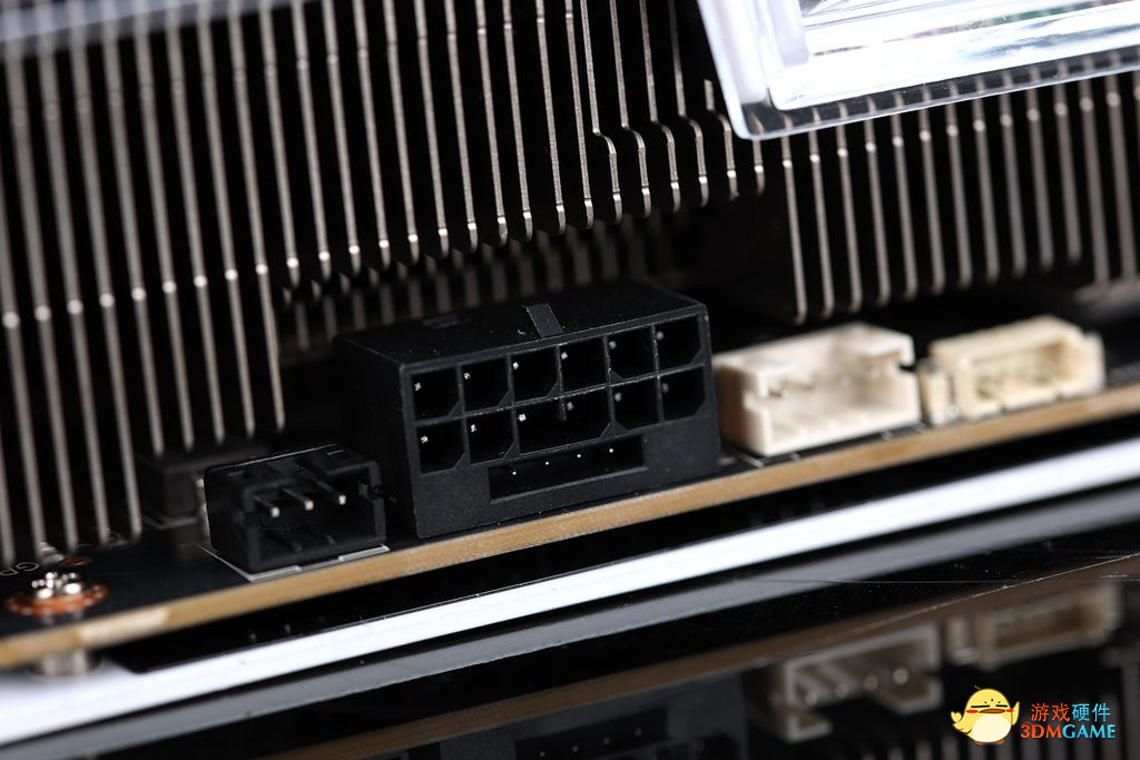 云颠之上终见卡皇，影驰 RTX 3090 Ti 星曜 OC今日正式发售！