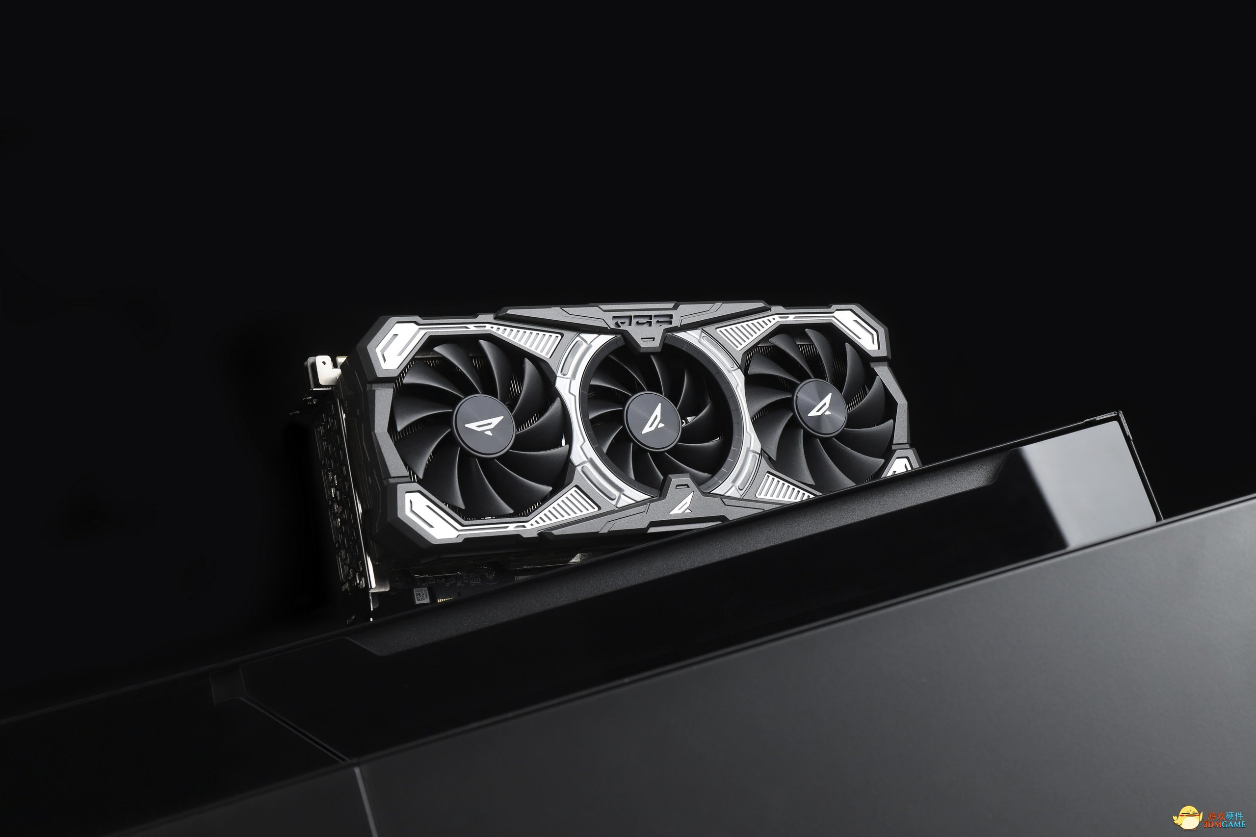 旗舰芯王，非比寻常——索泰RTX 3090Ti卡皇震撼发布