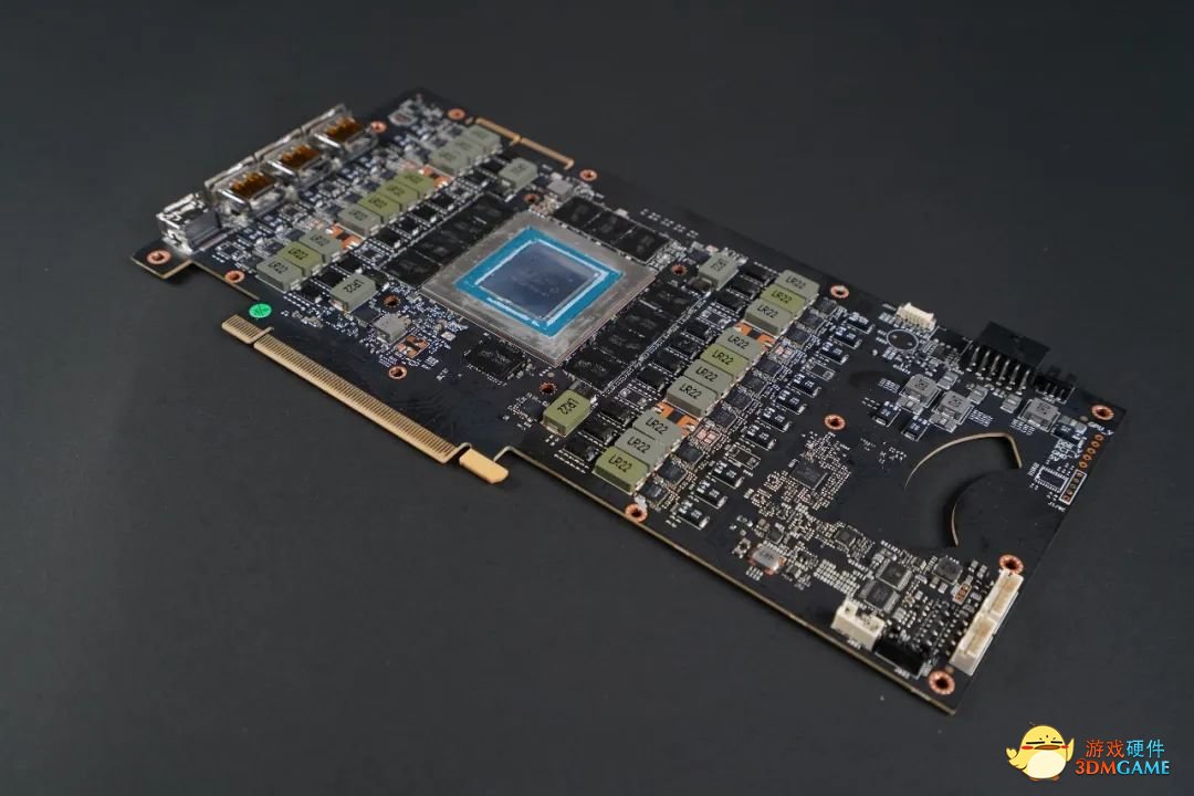 渲染无压力｜耕升 RTX 3090 Ti 炫光·超 OC STUDIO渲染评测