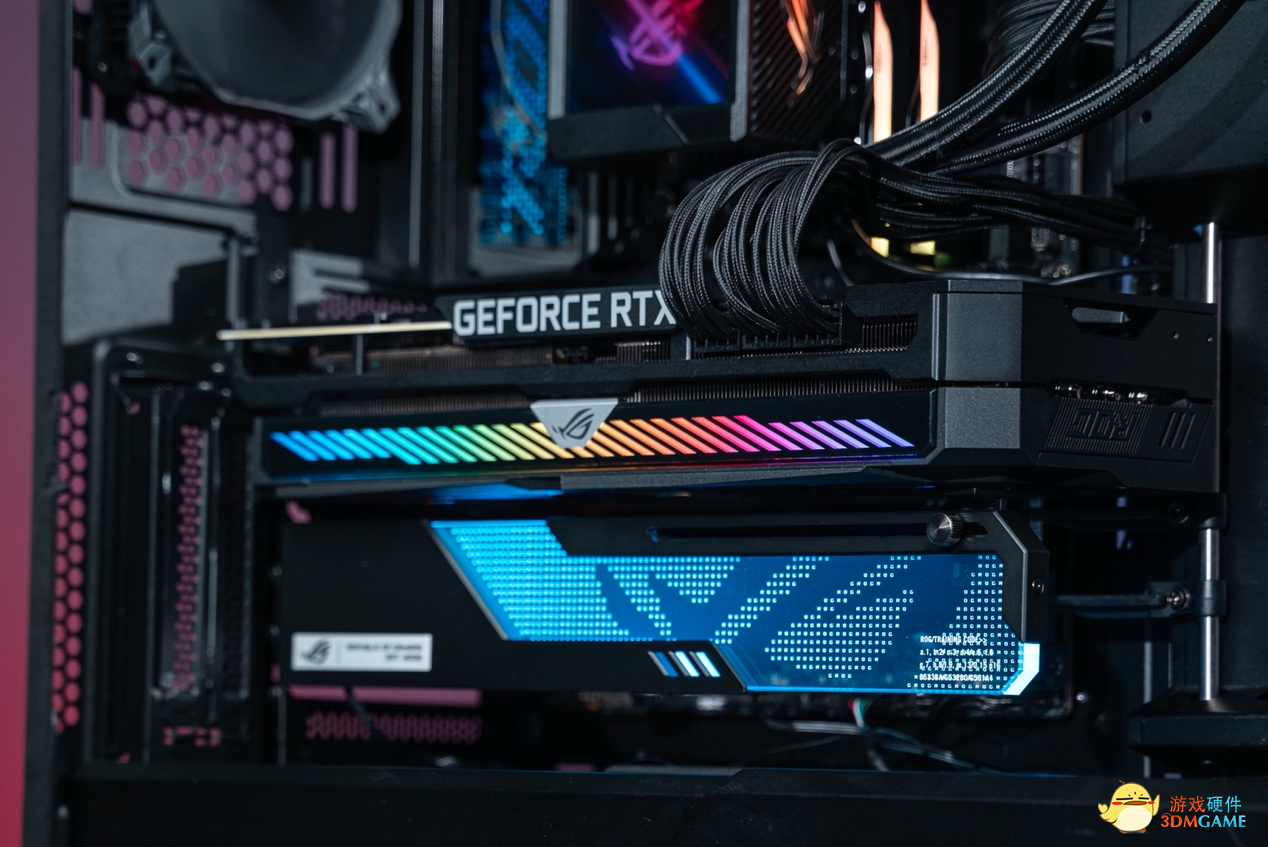 主机亮点推荐 ROG STRIX HOLDER显卡支架