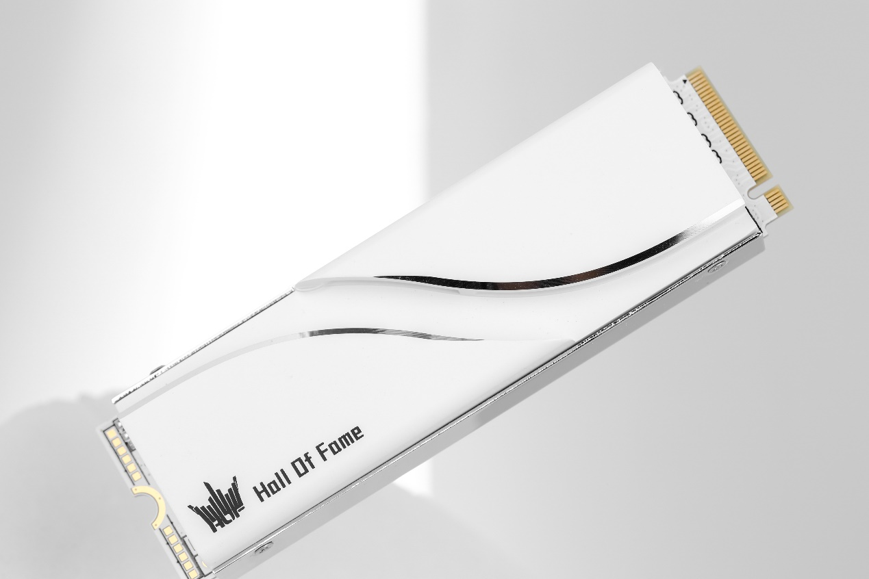 雷电4迎来新对手，USB4 2.0新标准公布！速率最高可达80Gbps