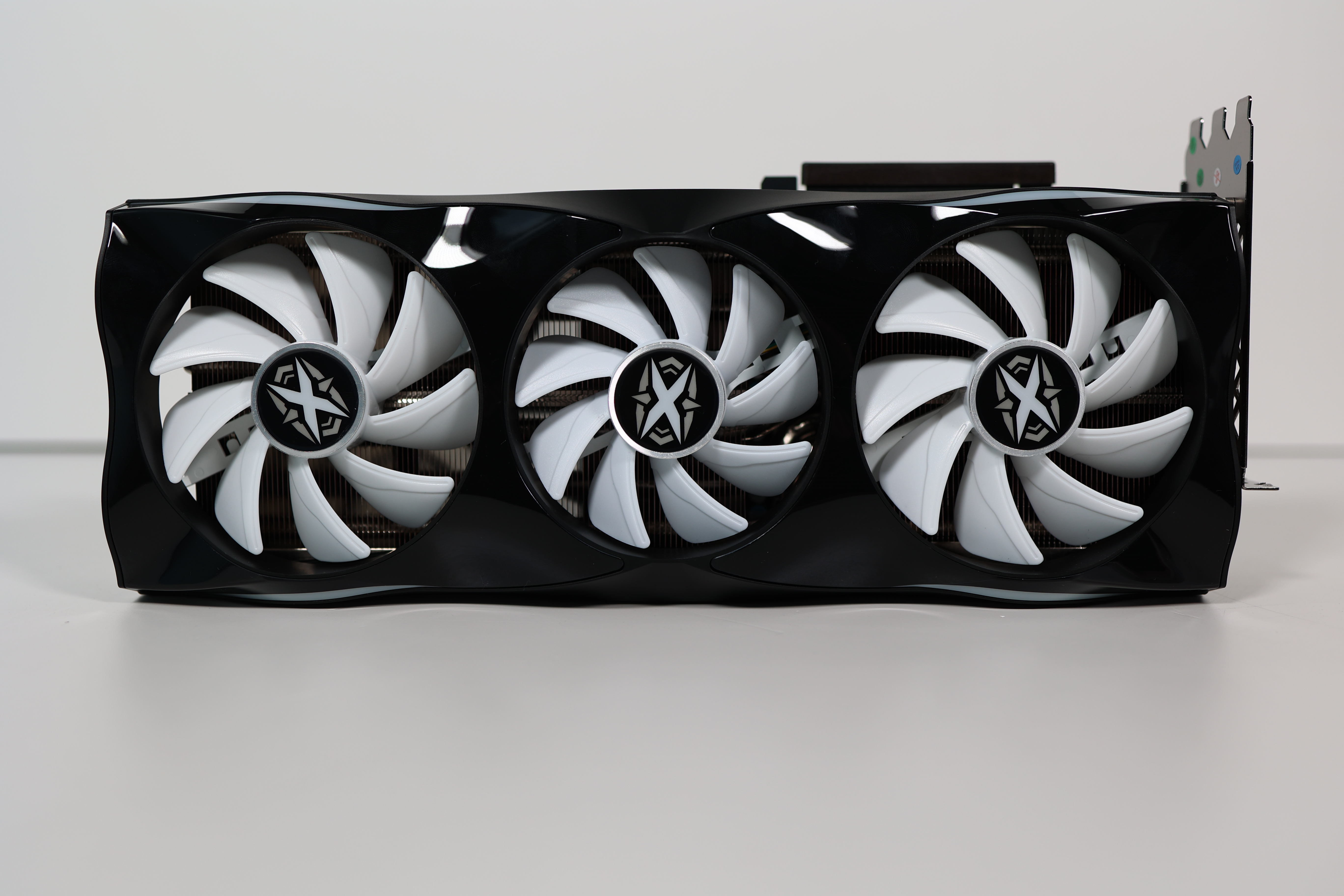 耕升GeForce RTX 4090炫光OC显卡开箱图赏：