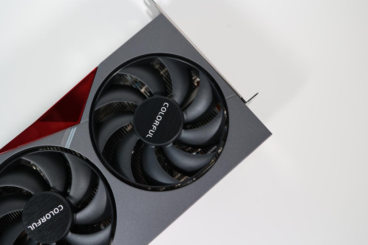 七彩虹战斧GeForce RTX 4090豪华版显卡评测：焕然一新的游戏体验和生产力