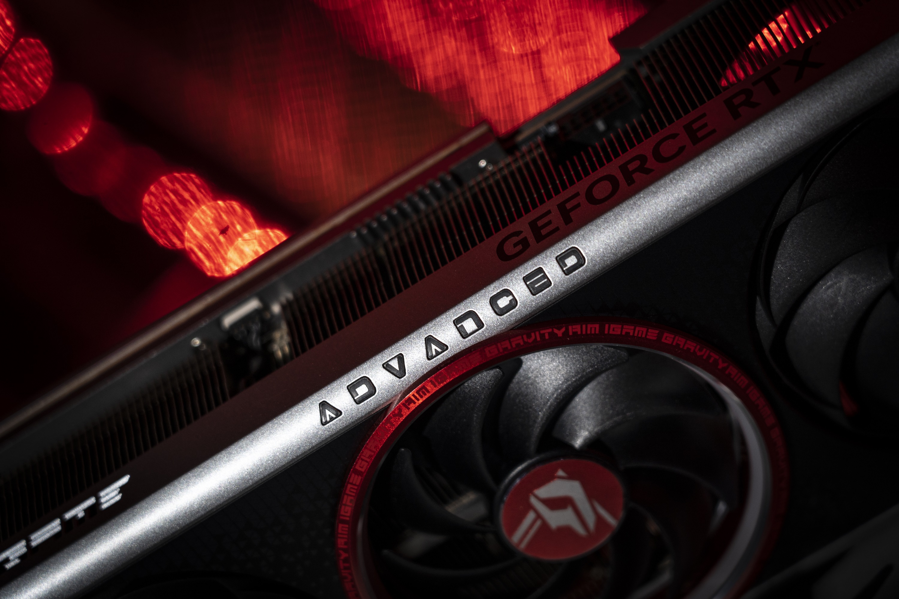 玩游引力！iGame RTX 40系列Advanced的设计美学