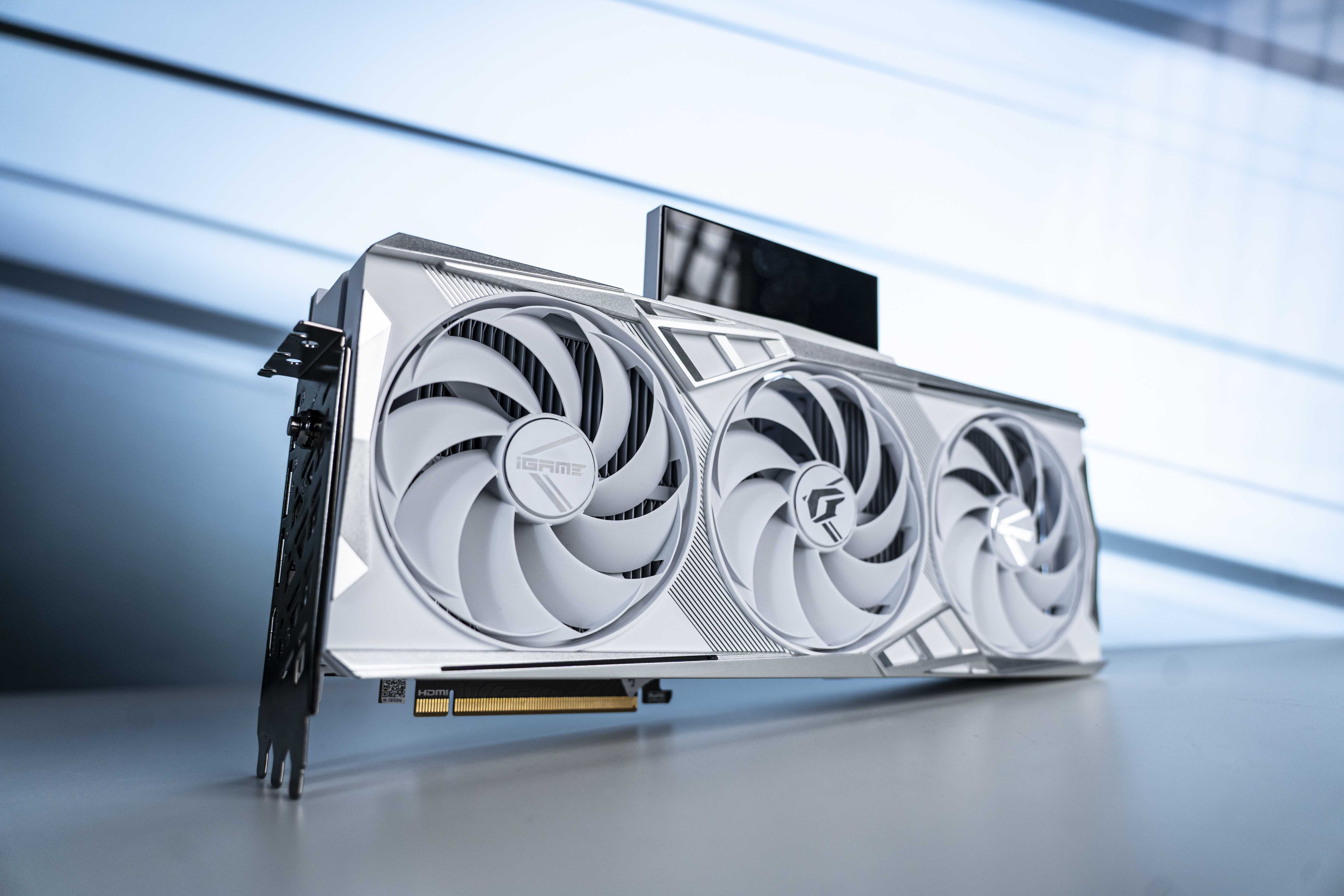 圣装降临！iGame RTX 4090/4080 Vulcan圣洁白正式亮相