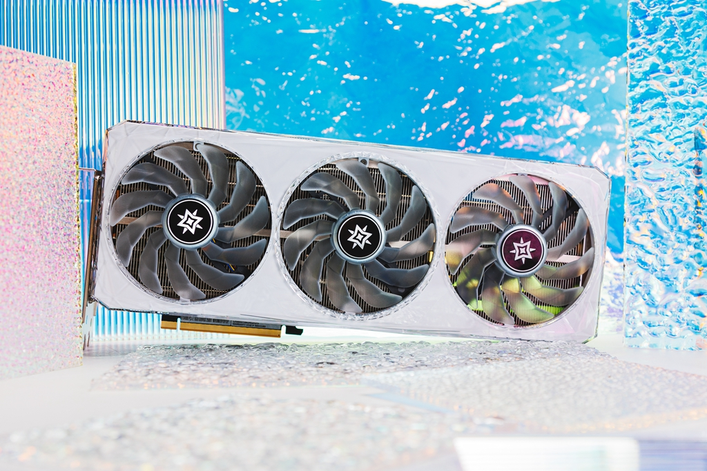 7势非凡！影驰 GeForce RTX™ 4070 Ti 星曜 OC首发开箱评测
