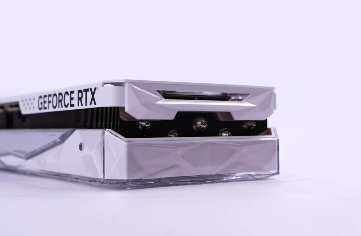 7势非凡！影驰 GeForce RTX™ 4070 Ti 星曜 OC首发开箱评测