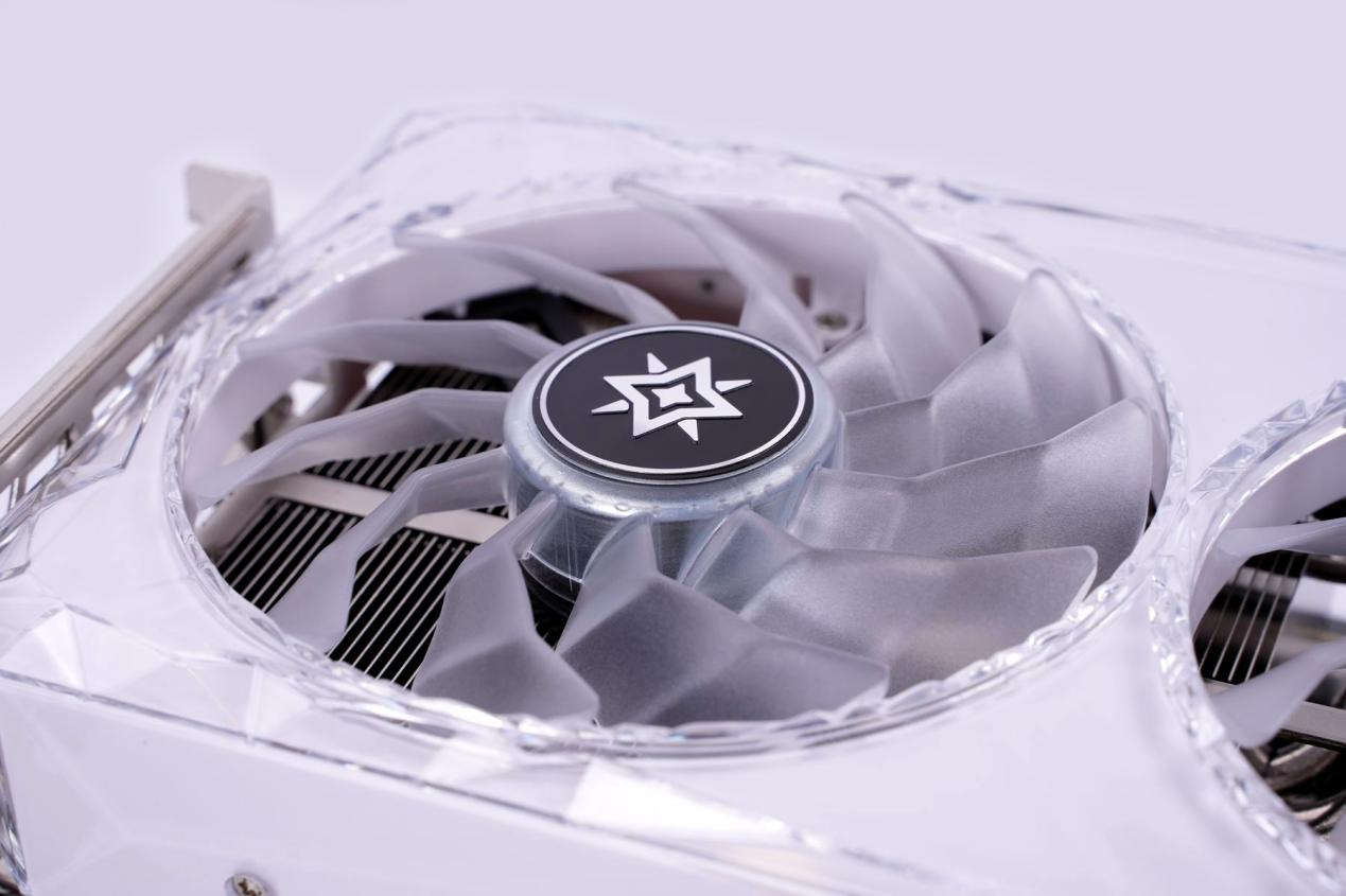 7势非凡！影驰 GeForce RTX™ 4070 Ti 星曜 OC首发开箱评测