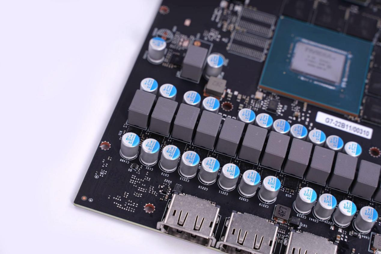 7势非凡！影驰 GeForce RTX™ 4070 Ti 星曜 OC首发开箱评测